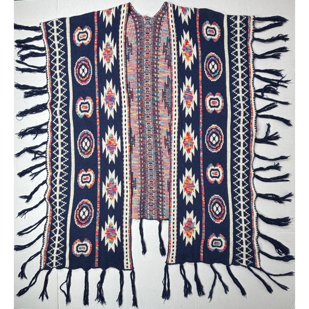 Earthbound Trading Co.‎ Aztec Boho Knit Poncho Sweater Fringed Blanket Wrap Open - Picture 6 of 8